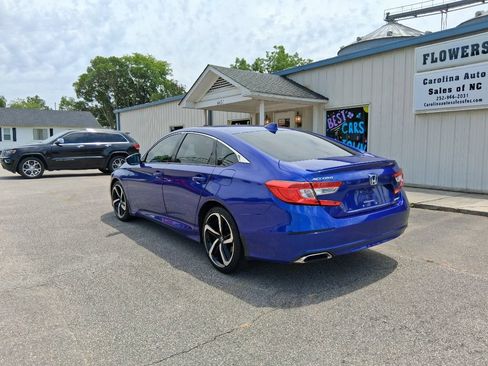 Used 2020 Honda Accord Sport image 3