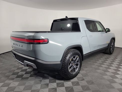 Used 2022 Rivian R1T Adventure image 5