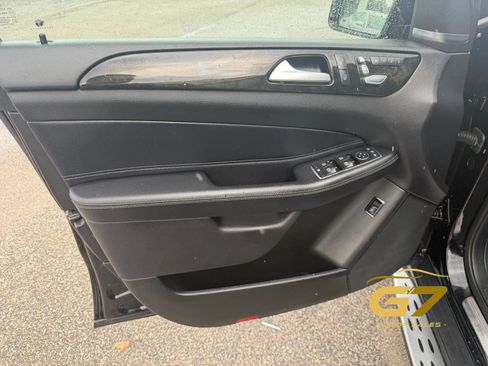 Used 2018 Mercedes-Benz GLE 350 image 19