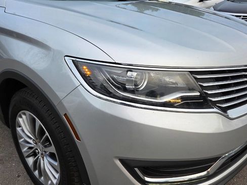Used 2016 Lincoln MKX Select w/ Select Plus Package AWD/4WD image 20