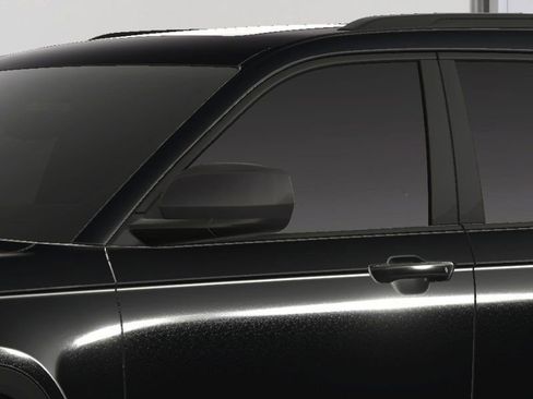 New 2025 Jeep Grand Cherokee L Altitude image 16