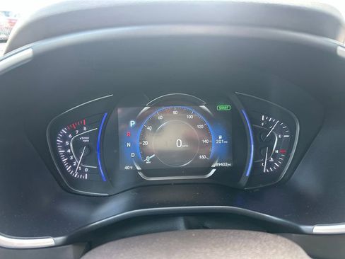 Used 2020 Hyundai Santa Fe Limited image 8