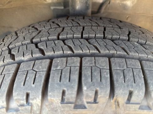 Used 2024 Ford Transit 350 XLT image 10