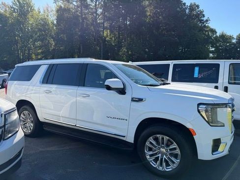 Certified 2024 GMC Yukon XL SLT AWD/4WD image 4