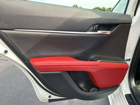 Used 2024 Toyota Camry XSE FWD image 12