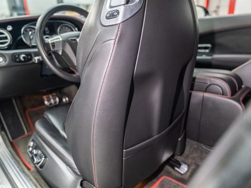 Used 2015 Bentley Continental GT image 28