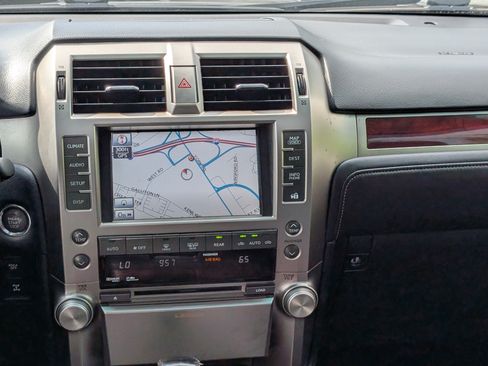 Used 2011 Lexus GX 460 Premium AWD/4WD image 20