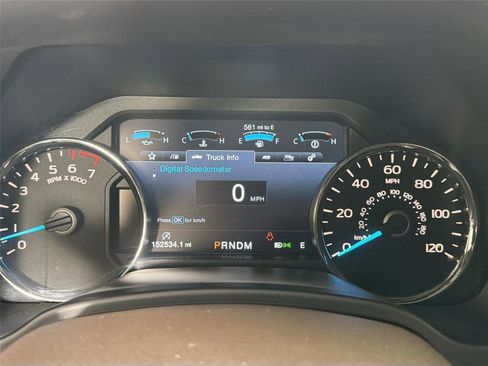 Used 2018 Ford F150 King Ranch w/ Equipment Group 601A Luxury AWD/4WD image 10