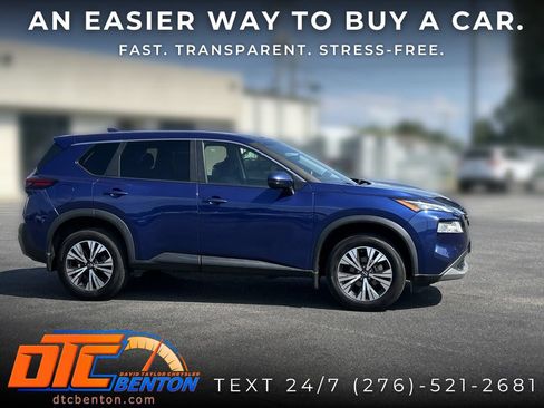 Used 2023 Nissan Rogue SV FWD image 2