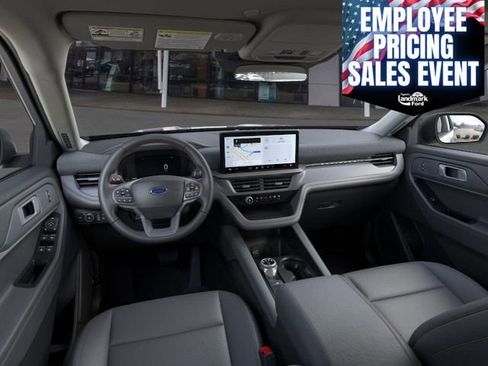 New 2026 Ford Explorer Active w/ Active Comfort Package AWD/4WD image 9