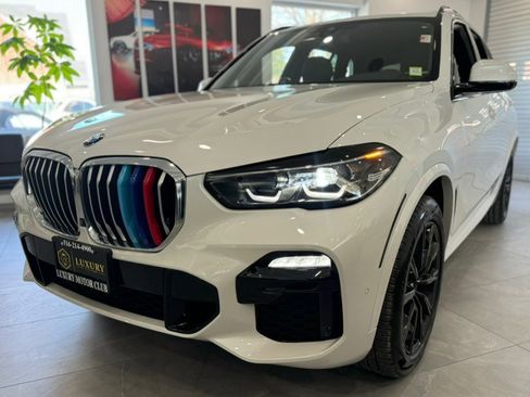 Used 2020 BMW X5 xDrive40i w/ M Sport Package image 3