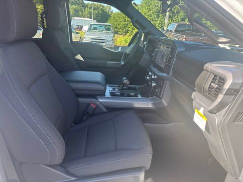 New 2026 Ford F150 XLT w/ Equipment Group 302A MID AWD/4WD image 12