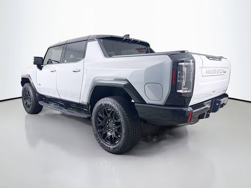 Used 2024 GMC Hummer EV 2X w/ LPO, Illumination Package image 7