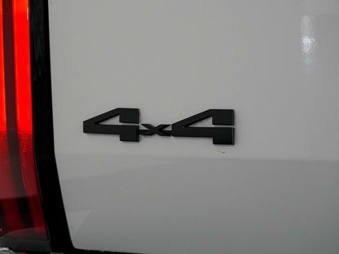 Used 2022 Toyota Tundra SR5 w/ TRD Off-Road Premium Package AWD/4WD image 12
