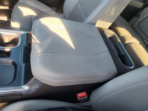 Used 2024 Chevrolet Silverado 1500 LTZ w/ Technology Package image 36