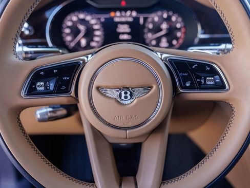 Certified 2023 Bentley Flying Spur W12 AWD/4WD image 33
