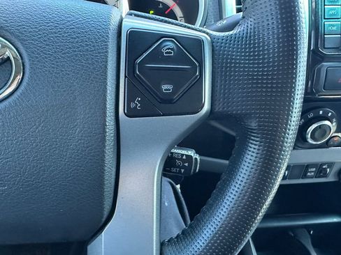 Used 2015 Toyota Tacoma 4x4 Double Cab image 21