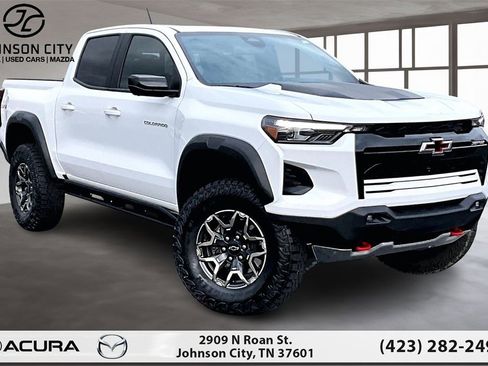 Used 2024 Chevrolet Colorado ZR2 w/ ZR2 Convenience Package III image 12