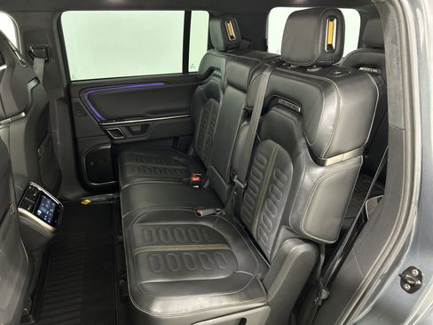 Used 2024 Rivian R1S Adventure image 21