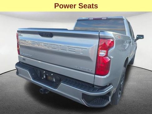 Used 2023 Chevrolet Silverado 1500 Custom AWD/4WD image 5