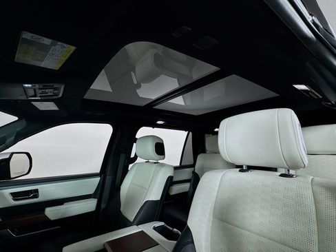 Used 2023 Toyota Sequoia Capstone AWD/4WD image 15