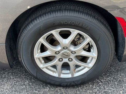 Certified 2023 Chrysler Pacifica Touring-L FWD image 11