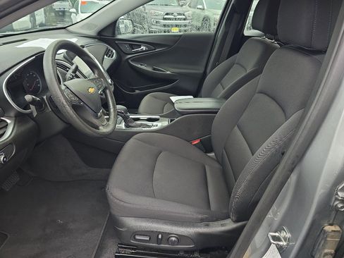 Used 2023 Chevrolet Malibu LT image 13