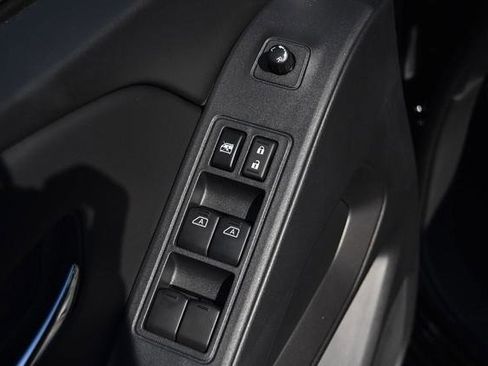 New 2026 Nissan Frontier SV w/ SV Convenience Package image 9