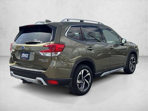 Used 2023 Subaru Forester Touring AWD/4WD image 5