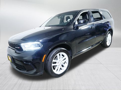 Used 2025 Dodge Durango GT AWD/4WD image 3