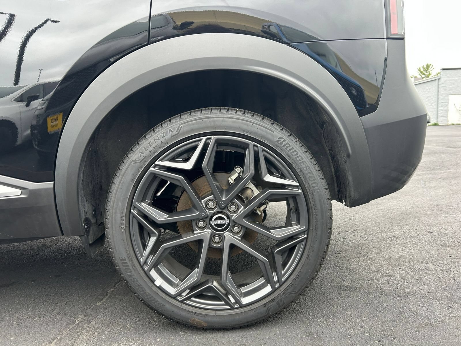 Used 2026 Nissan Kicks SR FWD image 28