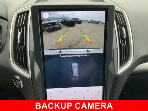 Used 2024 Ford Edge SEL AWD/4WD image 7