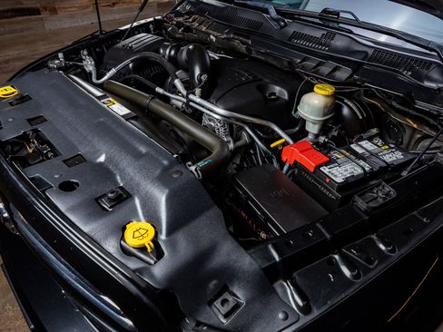 Used 2017 RAM 1500 Sport image 40