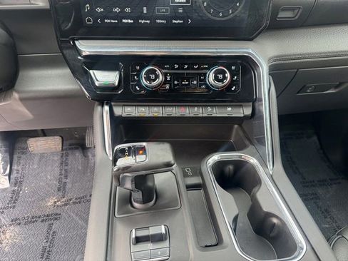 Certified 2024 GMC Sierra 1500 Denali w/ Technology Package image 15