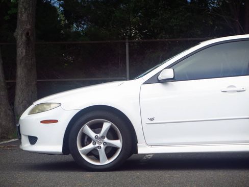 Used 2005 MAZDA MAZDA6 s Grand Touring w/ Grand Touring Appearance Pkg FWD image 17