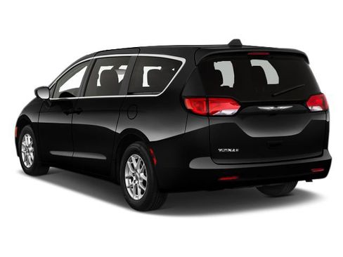 Used 2023 Chrysler Voyager LX FWD image 2