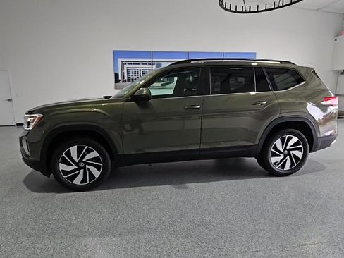 New 2026 Volkswagen Atlas SE FWD image 6