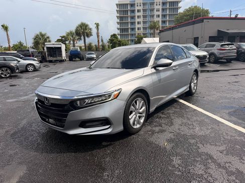 Used 2020 Honda Accord LX image 3