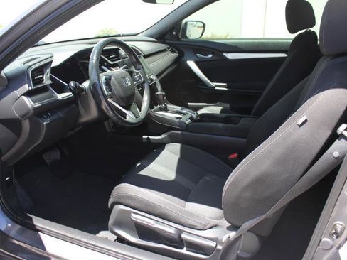 Used 2020 Honda Civic EX image 9