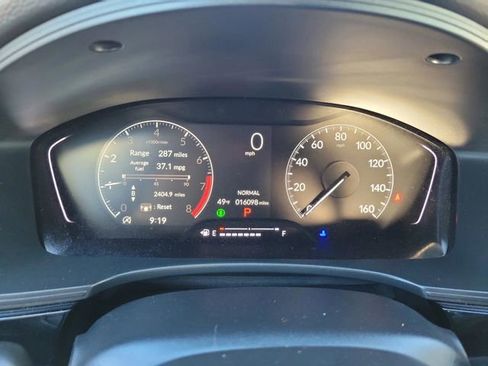 Used 2025 Honda Civic Sport image 28