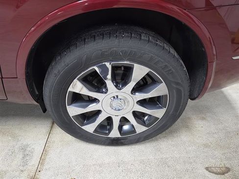 Used 2017 Buick Enclave Leather w/ Enclave Sport Touring Edition AWD/4WD image 6