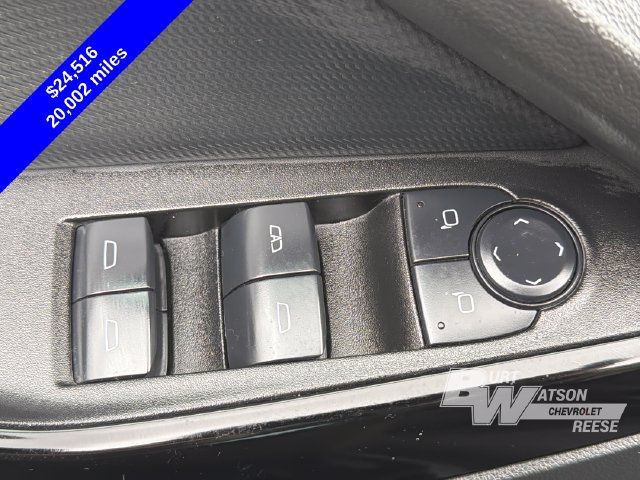 Used 2025 Chevrolet Equinox LT w/ Safety and Technology Package FWD image 14