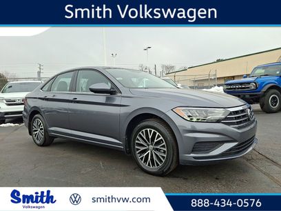 Used 2021 Volkswagen Jetta SE w/ SE Cold Weather Package