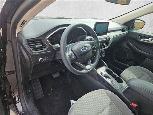 Used 2020 Ford Escape SE image 15