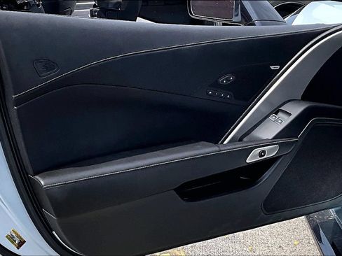 Used 2019 Chevrolet Corvette Grand Sport w/ Z07 Performance Package RWD image 19
