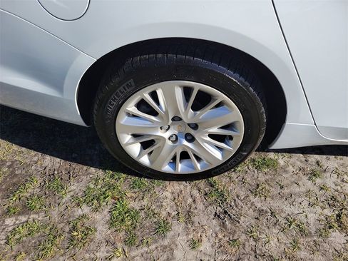 Used 2017 Chevrolet Impala LS w/ Protection Package image 7