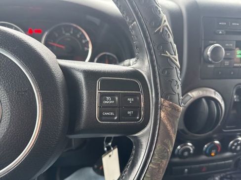 Used 2015 Jeep Wrangler Sport AWD/4WD image 19