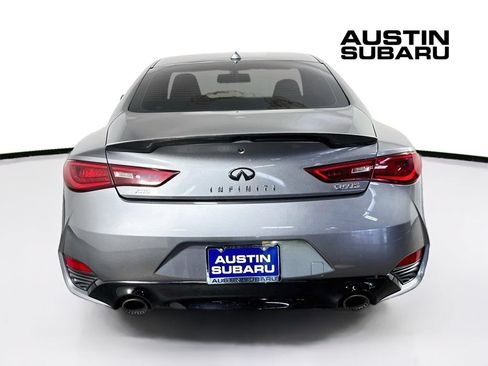 Used 2017 INFINITI Q60 Red Sport 400 AWD/4WD image 6