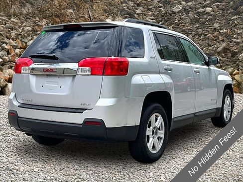Used 2015 GMC Terrain SLE w/ Convenience Package AWD/4WD image 2
