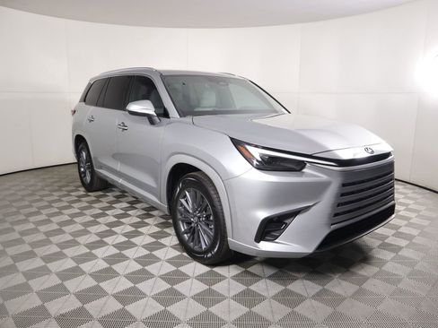 New 2026 Lexus TX 350 FWD image 3